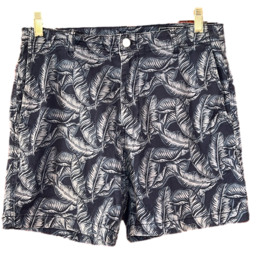 Vineyard Vines Tropical Print Shorts 32